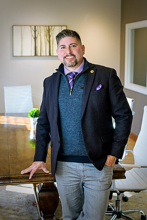 Personal Brand Photography Milwaukee, Lifestyle Photography, Social Media Profile Photos01